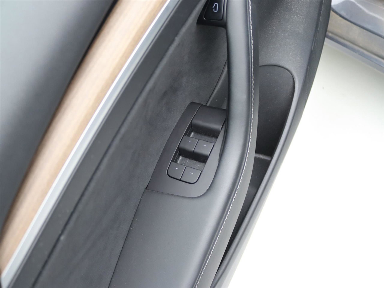 Tesla Model 3 Standard RWD Plus 90,1% SoH [ LFP-ACCU+AUTOPILOT+60 kWh+PREMIUM AUDIO ] 29
