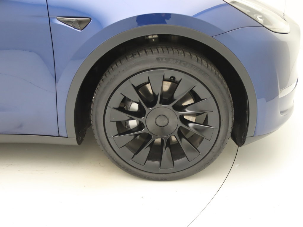 Tesla Model Y Long Range 345pk AWD 21