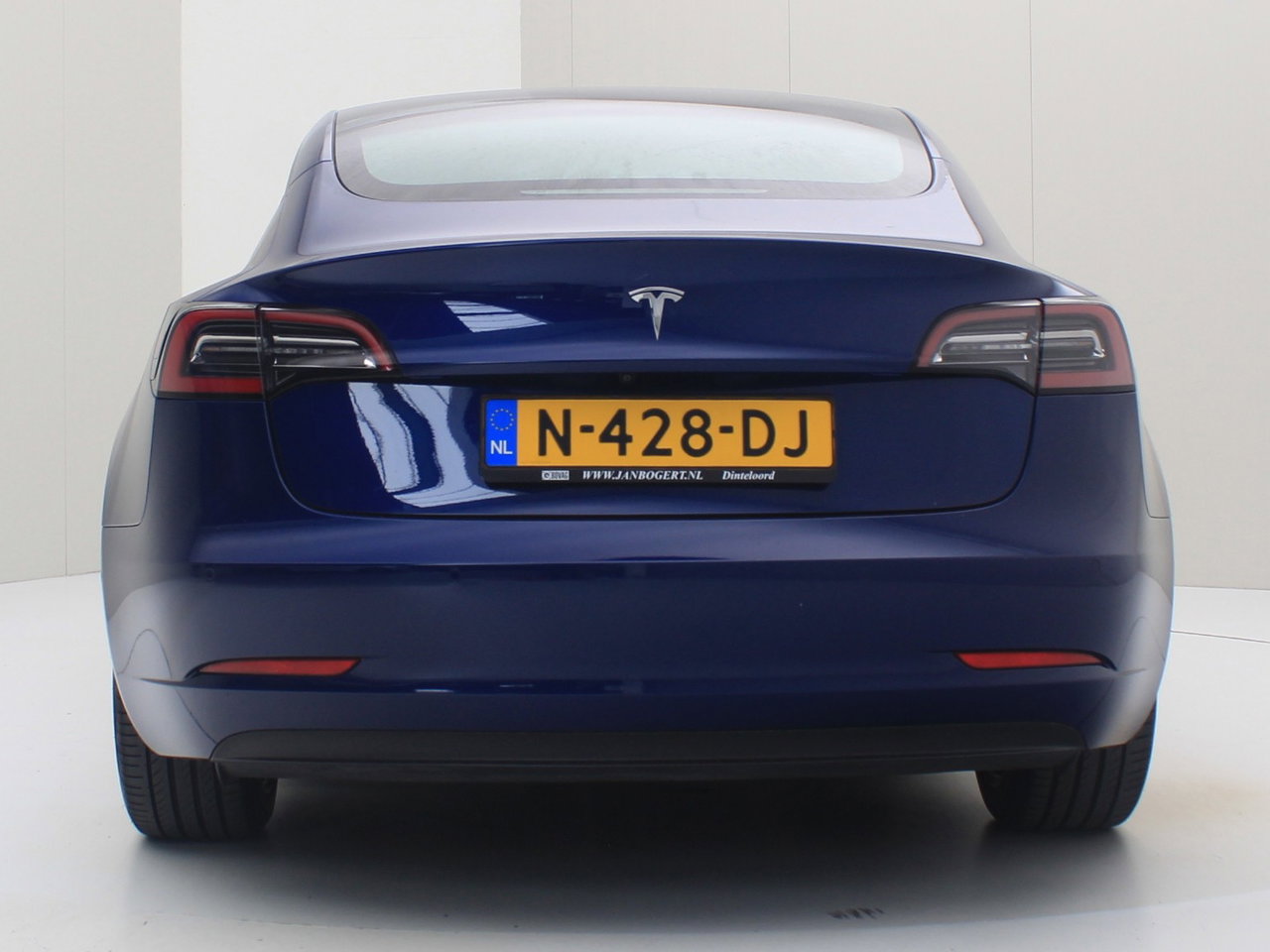 Tesla Model 3 Standard RWD Plus FACELIFT 90,2% SoH [ LFP-ACCU+WARMTEPOMP+AUTOPILOT+60 kWh+PREMIUM AUDIO ] 6