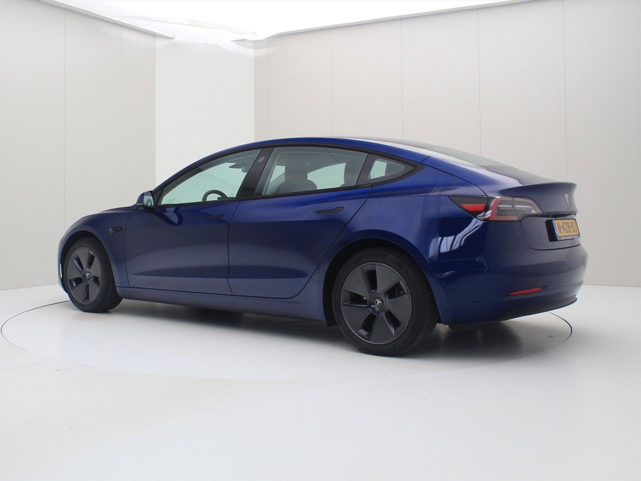 Tesla Model 3 Standard RWD Plus FACELIFT 90,2% SoH [ LFP-ACCU+WARMTEPOMP+AUTOPILOT+60 kWh+PREMIUM AUDIO ] 3