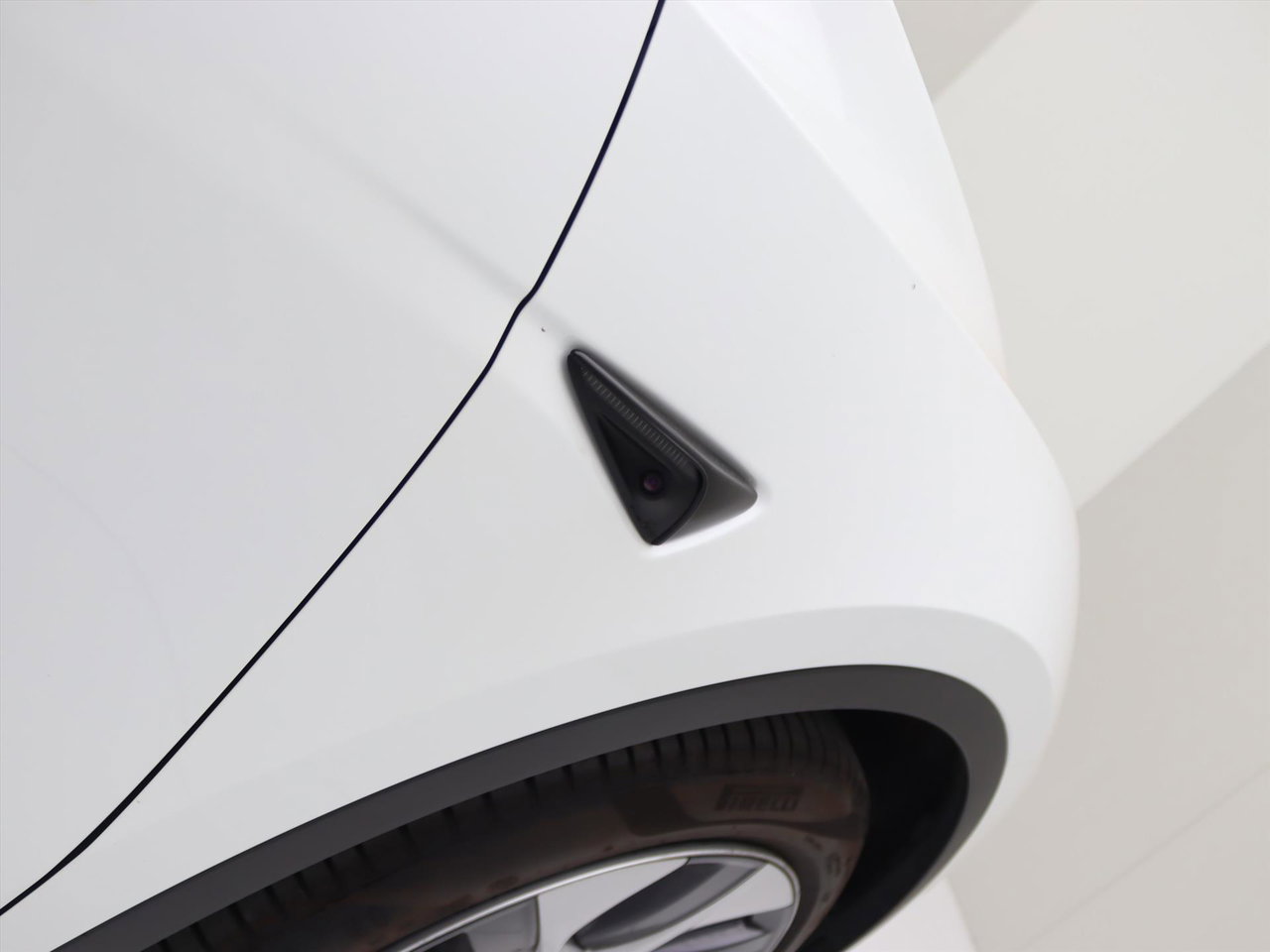 Tesla Model Y Long Range AWD 75kWh 351pk 91,3% SoH [ AMD RYZEN+AUTOPILOT+19 INCH+PREMIUM AUDIO ] 14