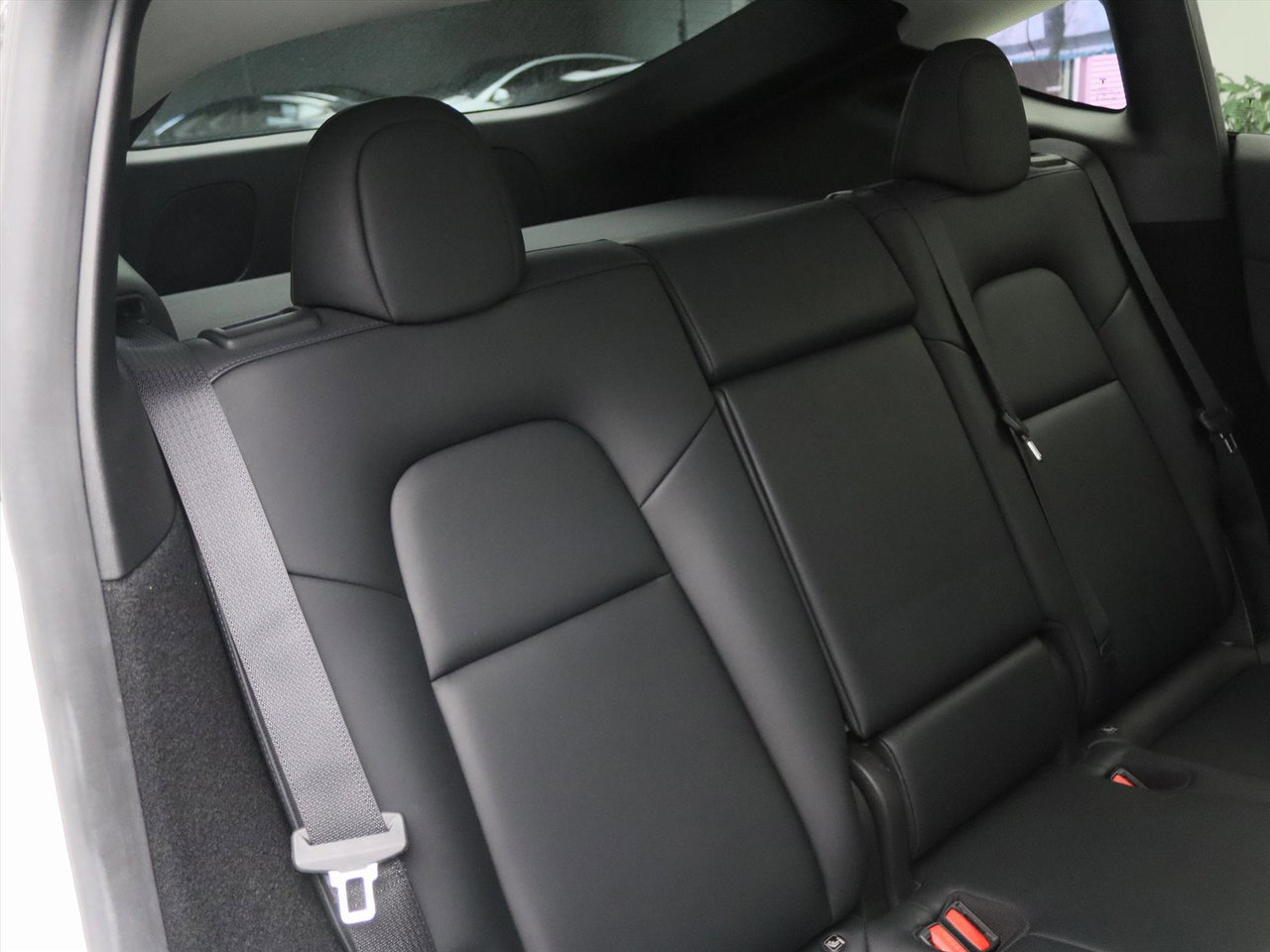 Tesla Model Y Long Range AWD 75kWh 351pk 91,3% SoH [ AMD RYZEN+AUTOPILOT+19 INCH+PREMIUM AUDIO ] 17
