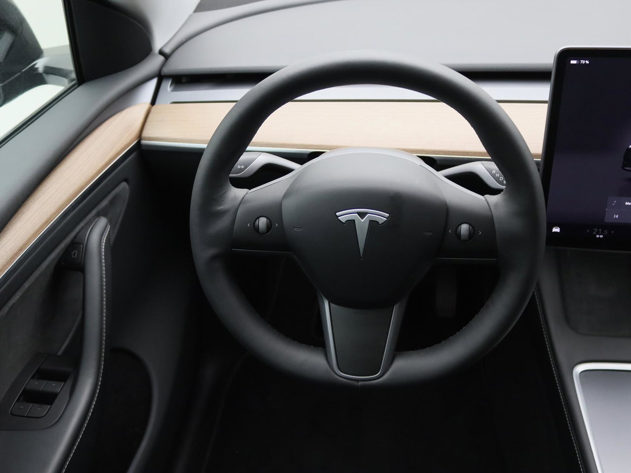Tesla Model Y Standard RWD Plus 351pk 93,4% SoH [ TREKHAAK+RYZEN AMD+LFP ACCU+AUTOPILOT+19 INCH ] 19