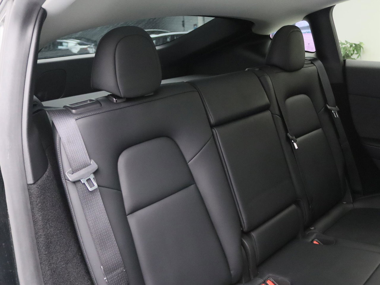 Tesla Model Y Standard RWD Plus 351pk 93,4% SoH [ TREKHAAK+RYZEN AMD+LFP ACCU+AUTOPILOT+19 INCH ] 17