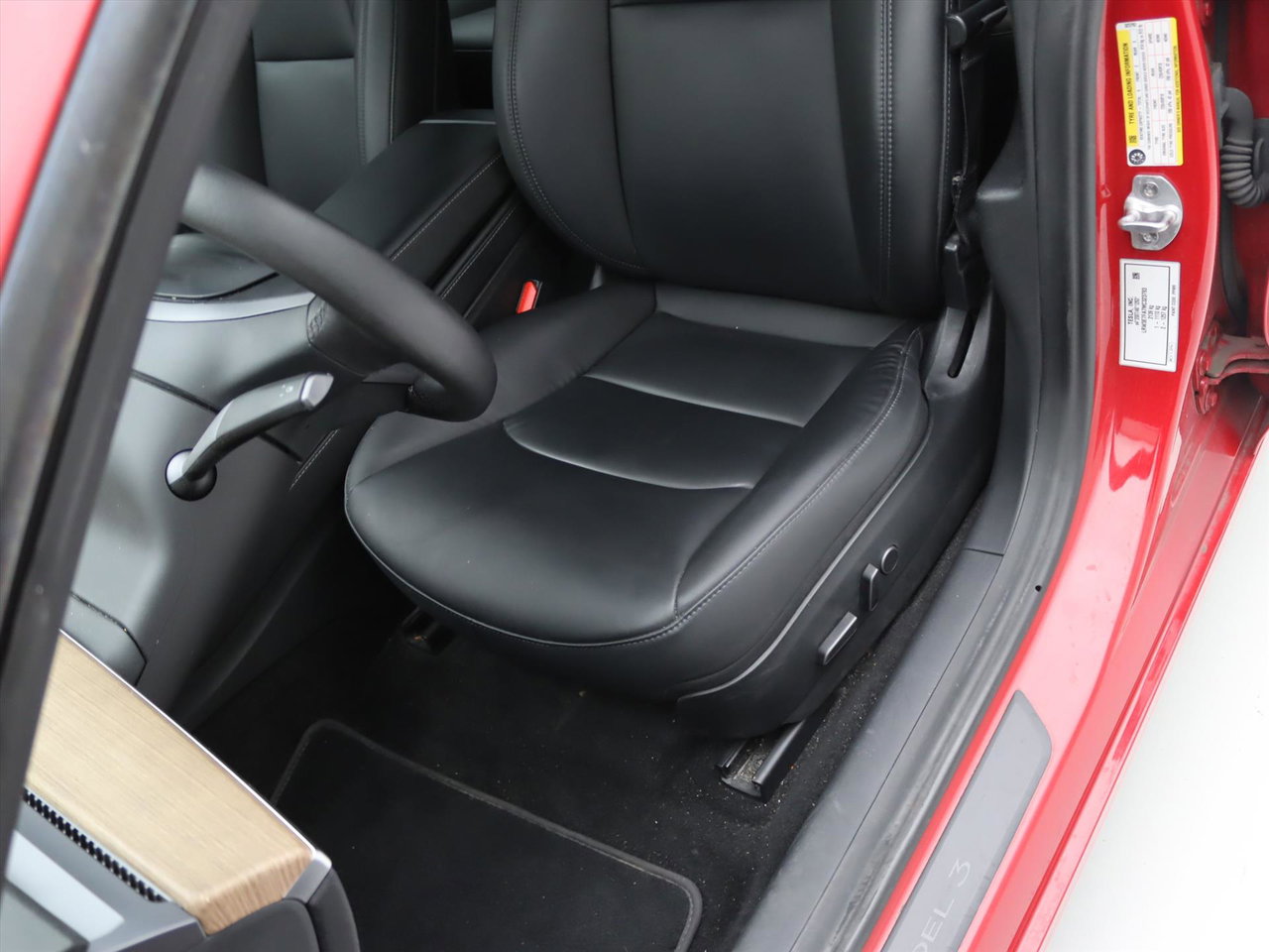 Tesla Model 3 Standard RWD Plus 90.5% SoH FACELIFT [ LFP-ACCU+WARMTEPOMP+AUTOPILOT+PREMIUM AUDIO ] 26