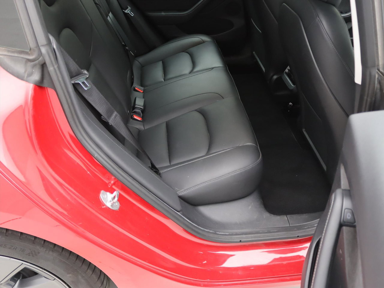 Tesla Model 3 Standard RWD Plus 90.5% SoH FACELIFT [ LFP-ACCU+WARMTEPOMP+AUTOPILOT+PREMIUM AUDIO ] 16