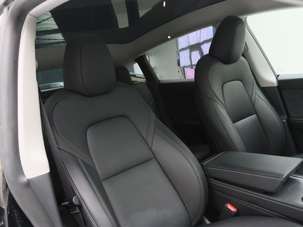 Tesla Model Y Standard RWD Plus 93.5% SoH [ AMD RYZEN+AUTOPILOT+19 INCH+PREMIUM AUDIO ] 21