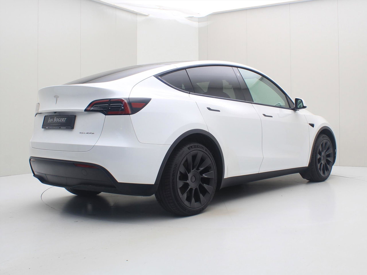 Tesla Model Y Long Range AWD 75kWh 351pk 92.2% SoH [ AMD RYZEN+AUTOPILOT+20 INCH+PREMIUM AUDIO ] 2