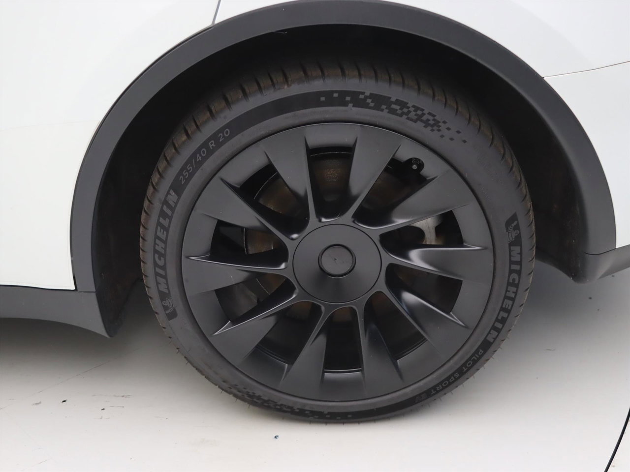 Tesla Model Y Long Range AWD 75kWh 351pk 92.2% SoH [ AMD RYZEN+AUTOPILOT+20 INCH+PREMIUM AUDIO ] 14