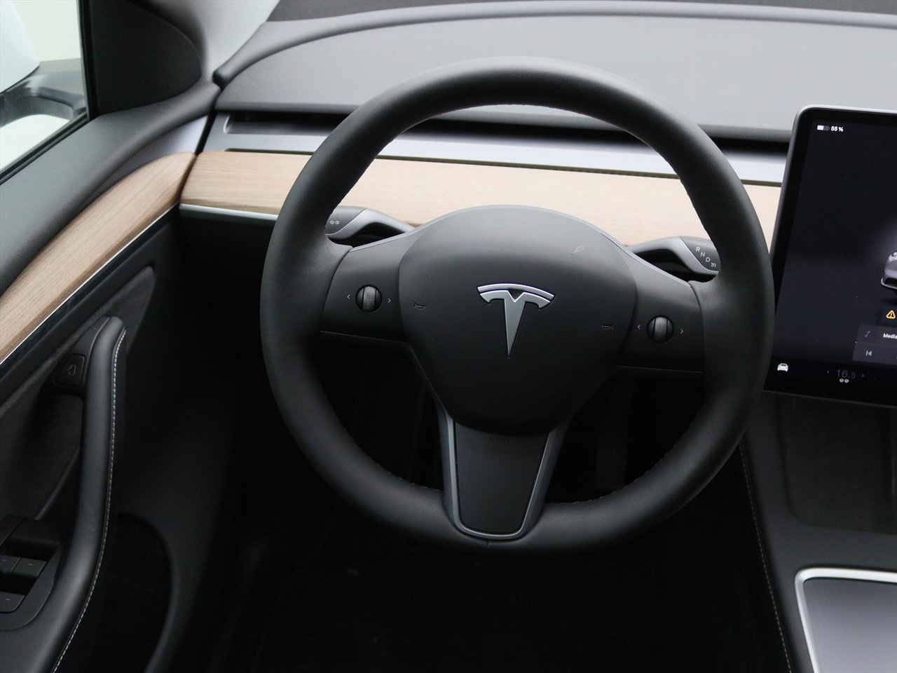 Tesla Model Y Long Range AWD 75kWh 351pk 92.2% SoH [ AMD RYZEN+AUTOPILOT+20 INCH+PREMIUM AUDIO ] 21
