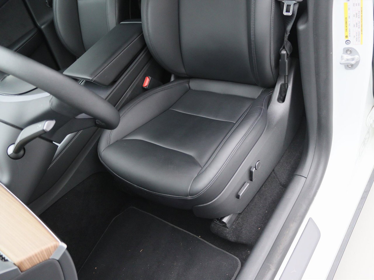 Tesla Model Y Long Range AWD 75kWh 351pk 92.2% SoH [ AMD RYZEN+AUTOPILOT+20 INCH+PREMIUM AUDIO ] 19