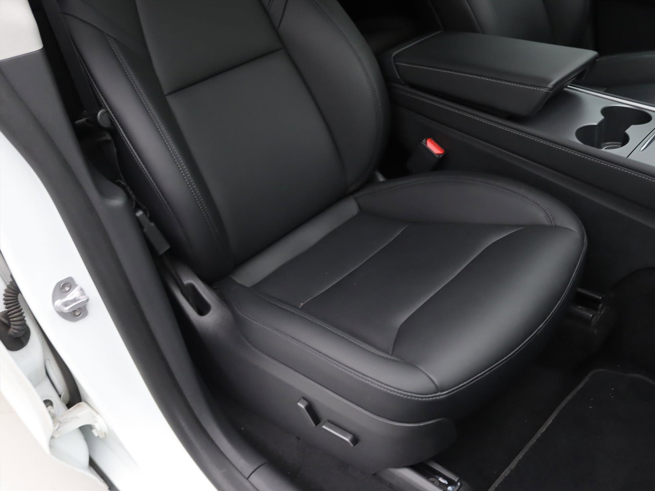 Tesla Model Y Long Range AWD 75kWh 351pk 92.2% SoH [ AMD RYZEN+AUTOPILOT+20 INCH+PREMIUM AUDIO ] 17