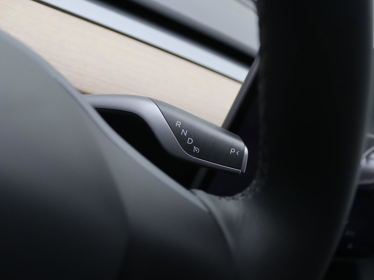 Tesla Model Y Long Range AWD 75kWh 351pk 92.2% SoH [ AMD RYZEN+AUTOPILOT+20 INCH+PREMIUM AUDIO ] 24
