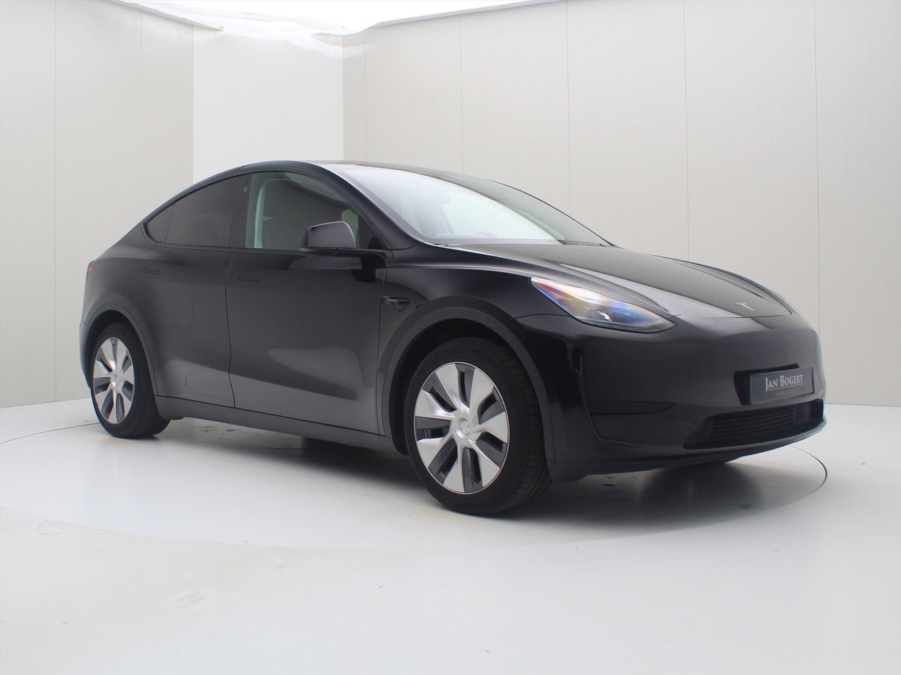 Tesla Model Y Standard RWD Plus 95% SoH [ AMD RYZEN+AUTOPILOT+19 INCH+PREMIUM AUDIO ] 5
