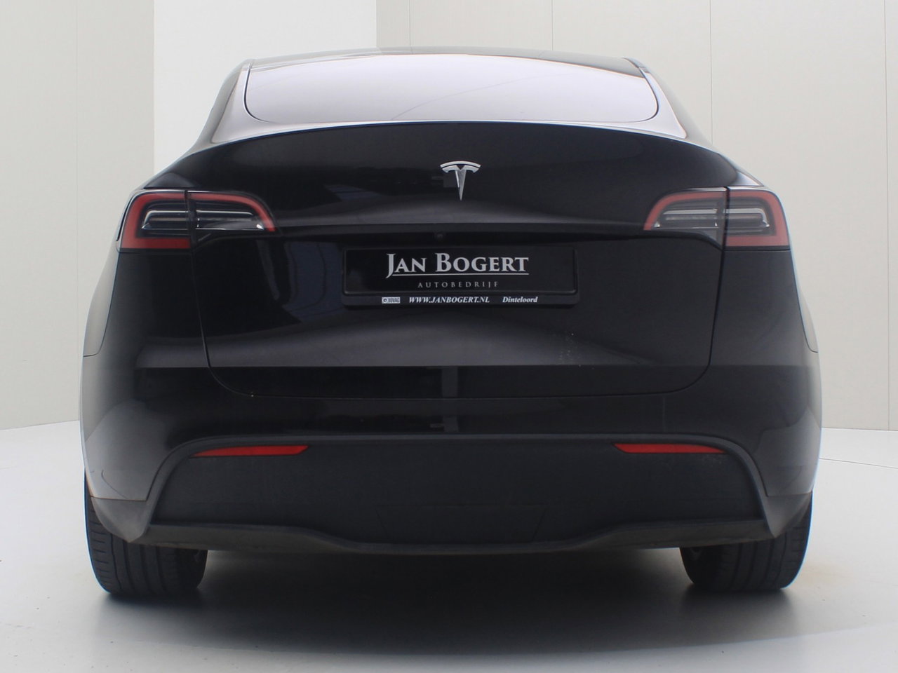Tesla Model Y Standard RWD Plus 95% SoH [ AMD RYZEN+AUTOPILOT+19 INCH+PREMIUM AUDIO ] 7