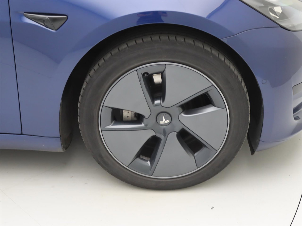 Tesla Model 3 Standard RWD Plus FACELIFT 90.7% SoH [ LFP-ACCU+WARMTEPOMP+AUTOPILOT+60 kWh+PREMIUM AUDIO 12