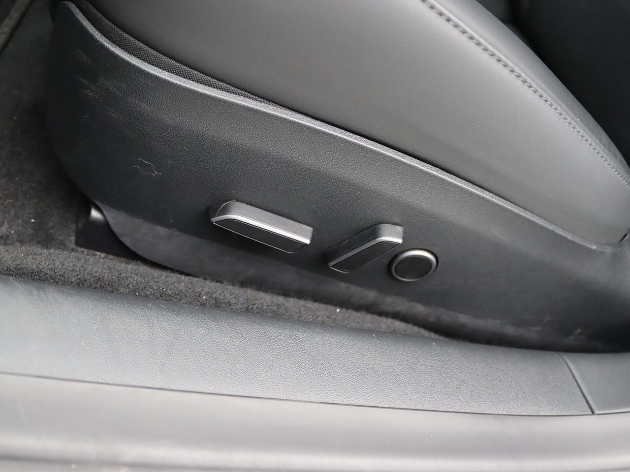 Tesla Model 3 Standard RWD Plus FACELIFT 90.7% SoH [ LFP-ACCU+WARMTEPOMP+AUTOPILOT+60 kWh+PREMIUM AUDIO 24