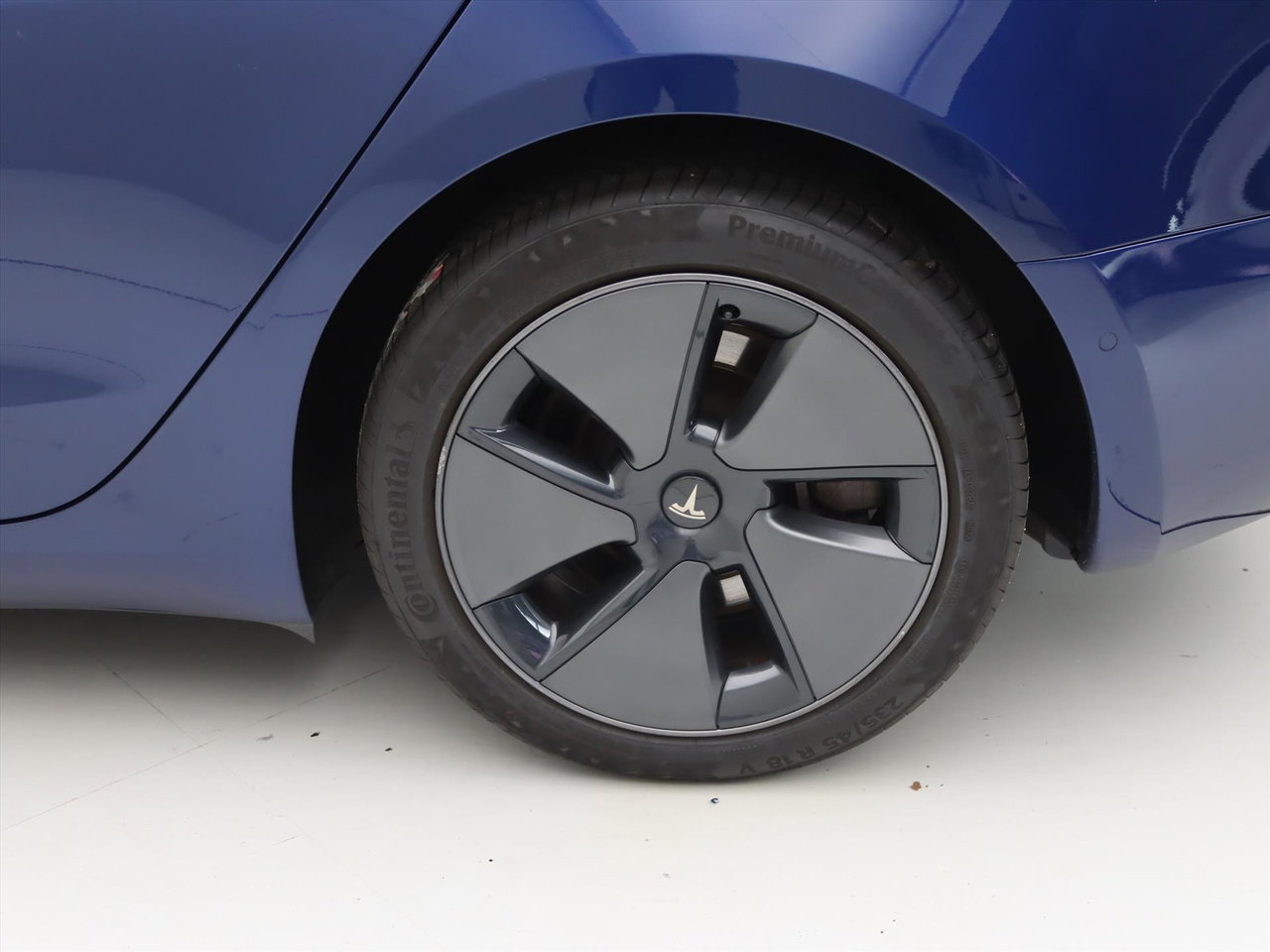 Tesla Model 3 Standard RWD Plus FACELIFT 90.7% SoH [ LFP-ACCU+WARMTEPOMP+AUTOPILOT+60 kWh+PREMIUM AUDIO 22