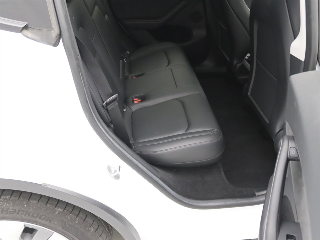 Tesla Model Y Standard RWD Plus 94.5% SoH [ AMD RYZEN+AUTOPILOT+19 INCH+PREMIUM AUDIO ] 16