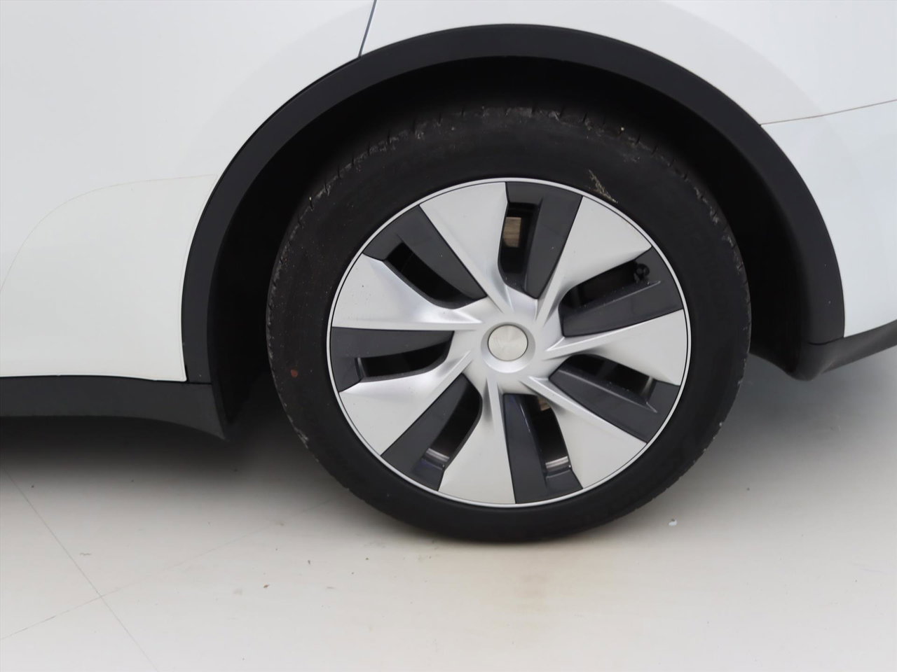 Tesla Model Y Standard RWD Plus 94.5% SoH [ AMD RYZEN+AUTOPILOT+19 INCH+PREMIUM AUDIO ] 23