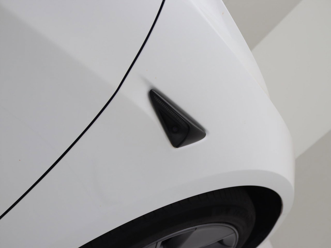 Tesla Model 3 Long-Range RWD 351pk 75 kWh 94% SoH UPGRADE [ RYZEN AMD+WARMTEPOMP+AUTOPILOT ] 14