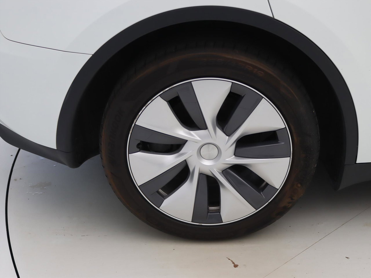 Tesla Model Y Long Range AWD 75kWh 351pk 93.2% SoH [ TREKHAAK+AMD RYZEN+AUTOPILOT+19 INCH+PREMIUM AUDIO ] 13