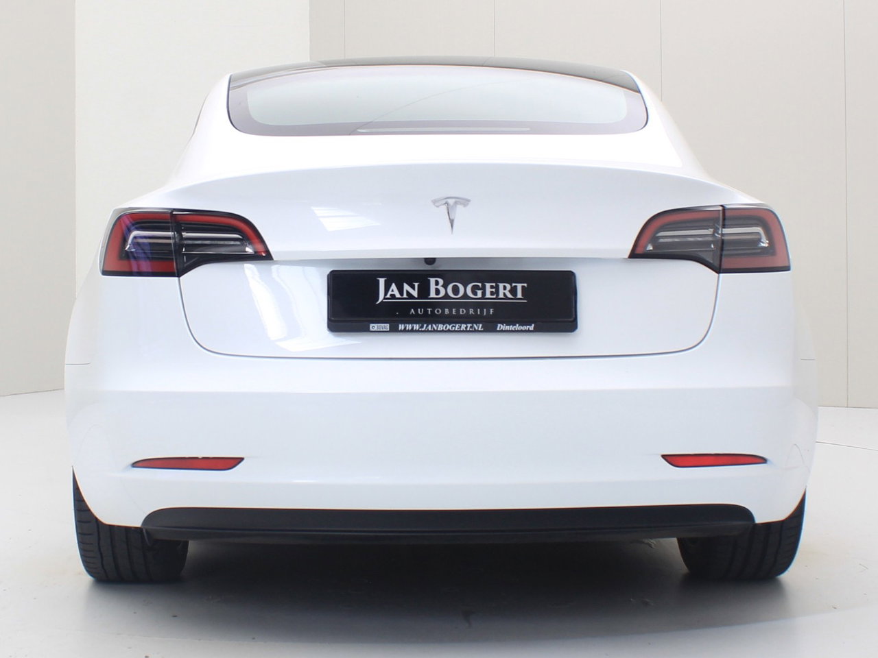 Tesla Model 3 Standard RWD Plus FACELIFT 94,9% SoH [ AMD RYZEN+LFP-ACCU+WARMTEPOMP+AUTOPILOT ] 8