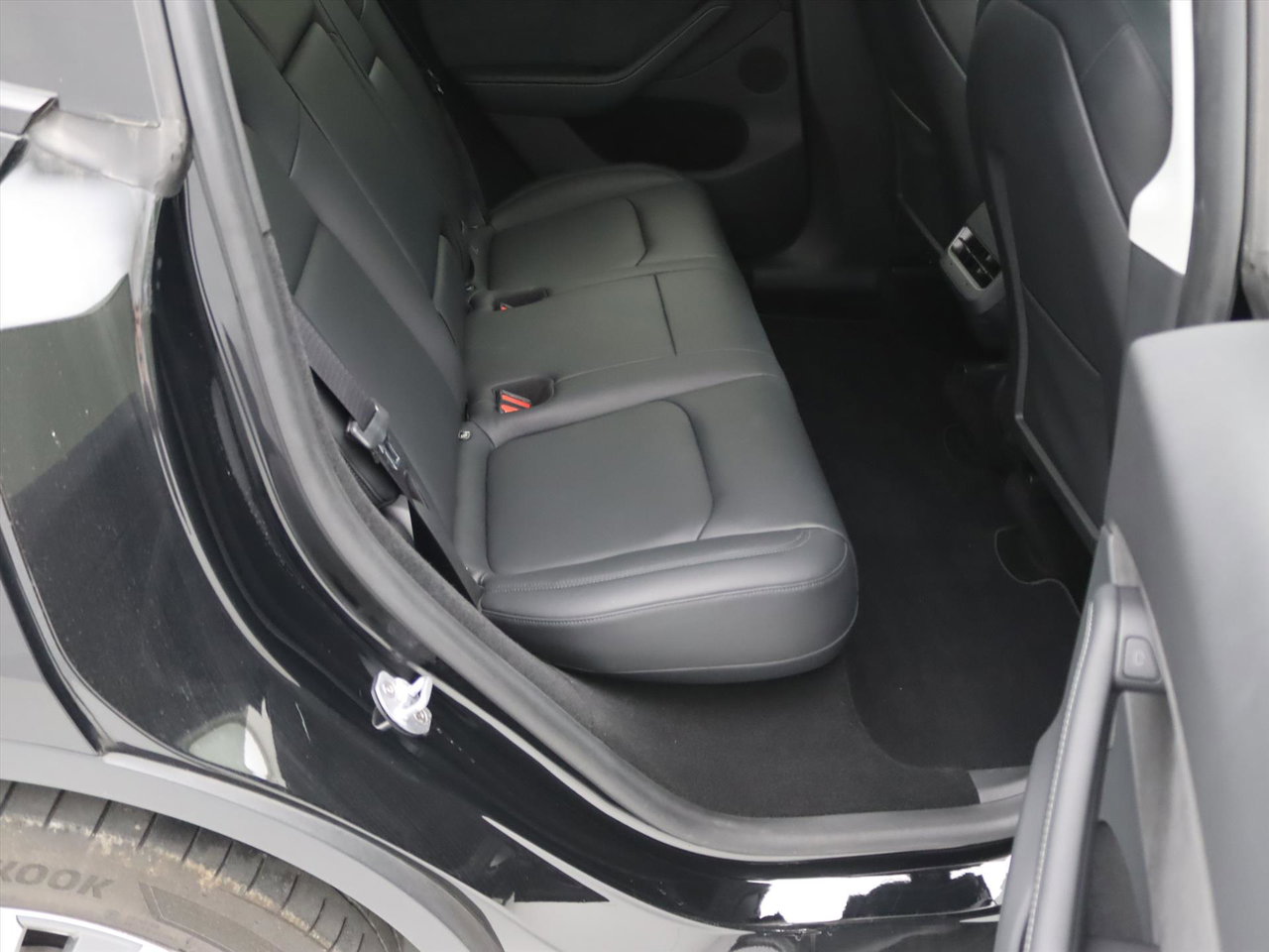 Tesla Model Y Long Range AWD 75kWh 351pk 93.3% SoH [ TREKHAAK+AMD RYZEN+AUTOPILOT+19 INCH+PREMIUM AUDIO ] 14