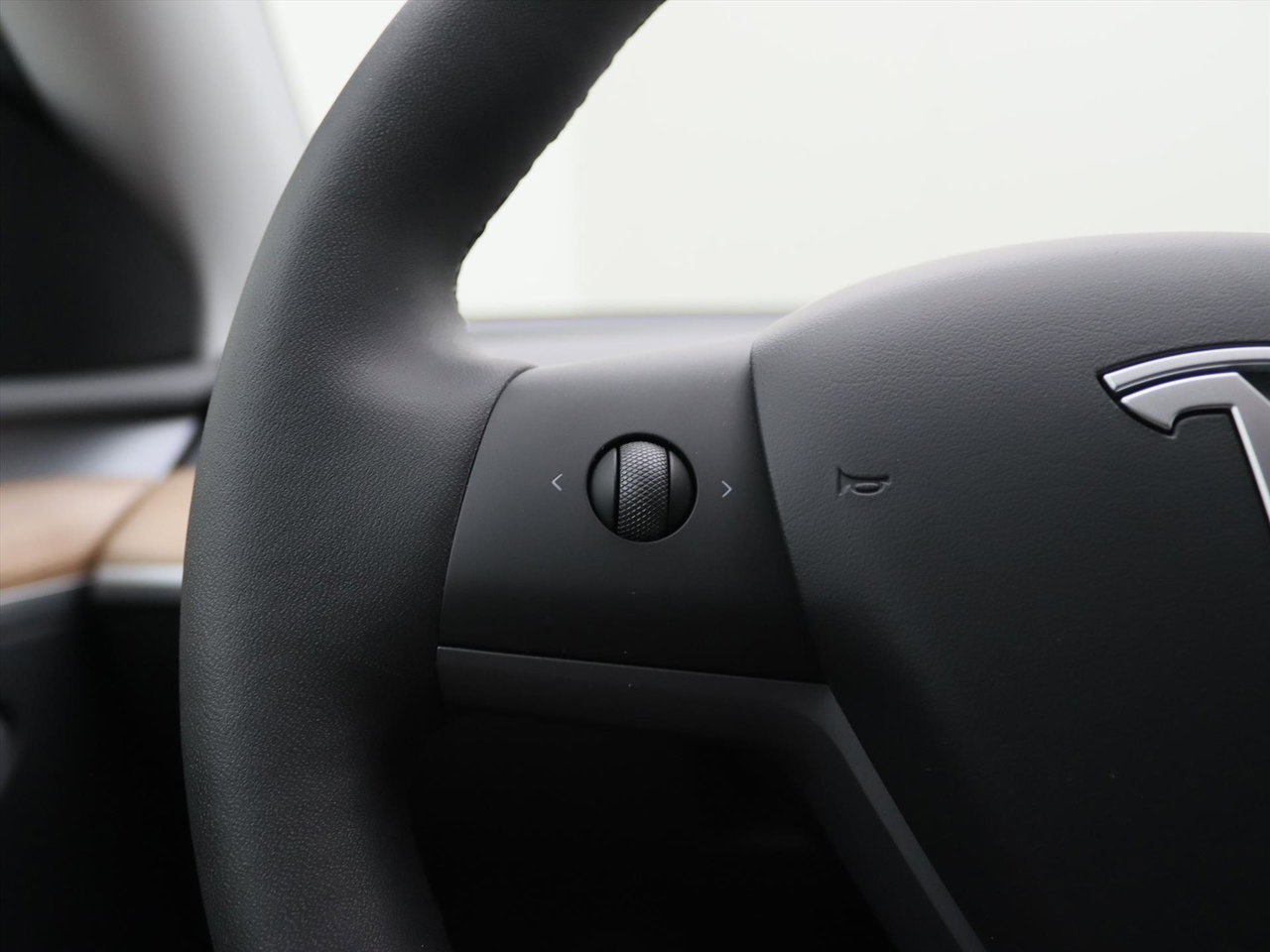 Tesla Model Y Long Range AWD 75kWh 351pk 93.7% SoH [ AMD RYZEN+AUTOPILOT+19 INCH+PREMIUM AUDIO ] 22