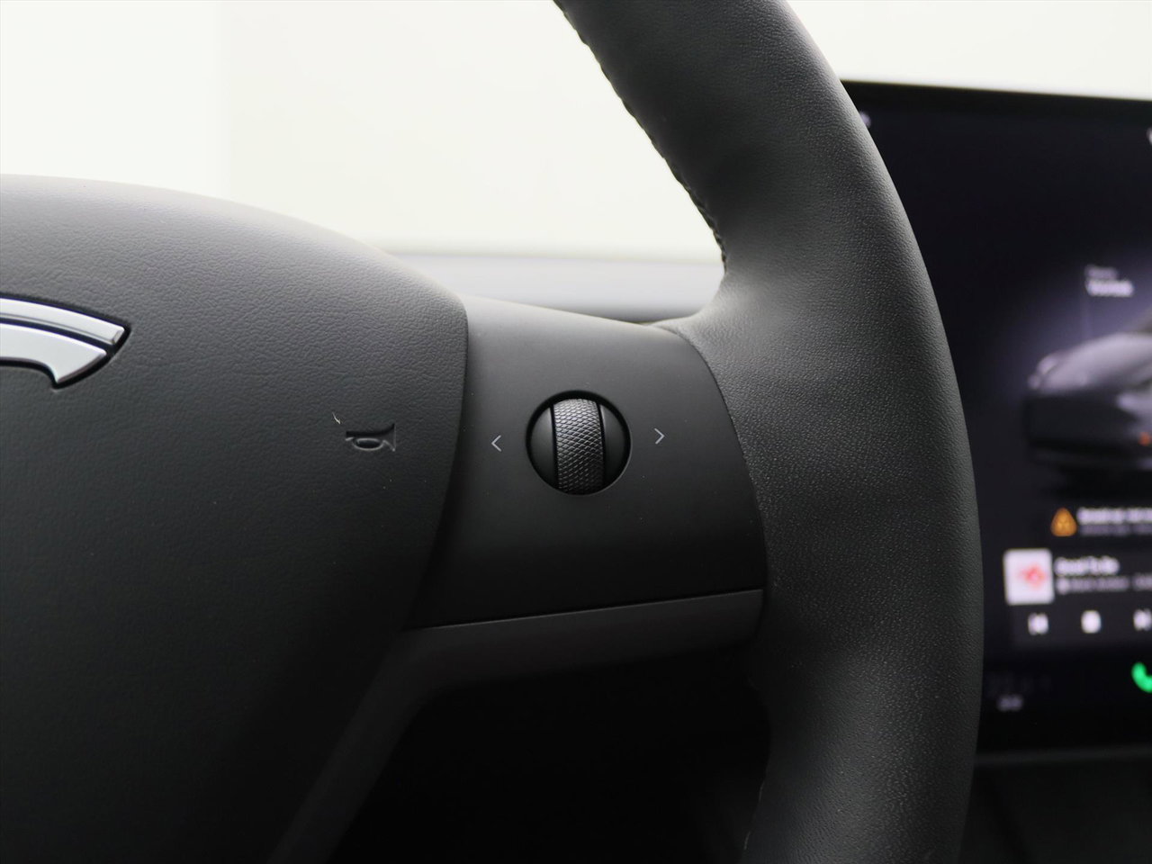 Tesla Model Y Long Range AWD 75kWh 351pk 93.7% SoH [ AMD RYZEN+AUTOPILOT+19 INCH+PREMIUM AUDIO ] 23