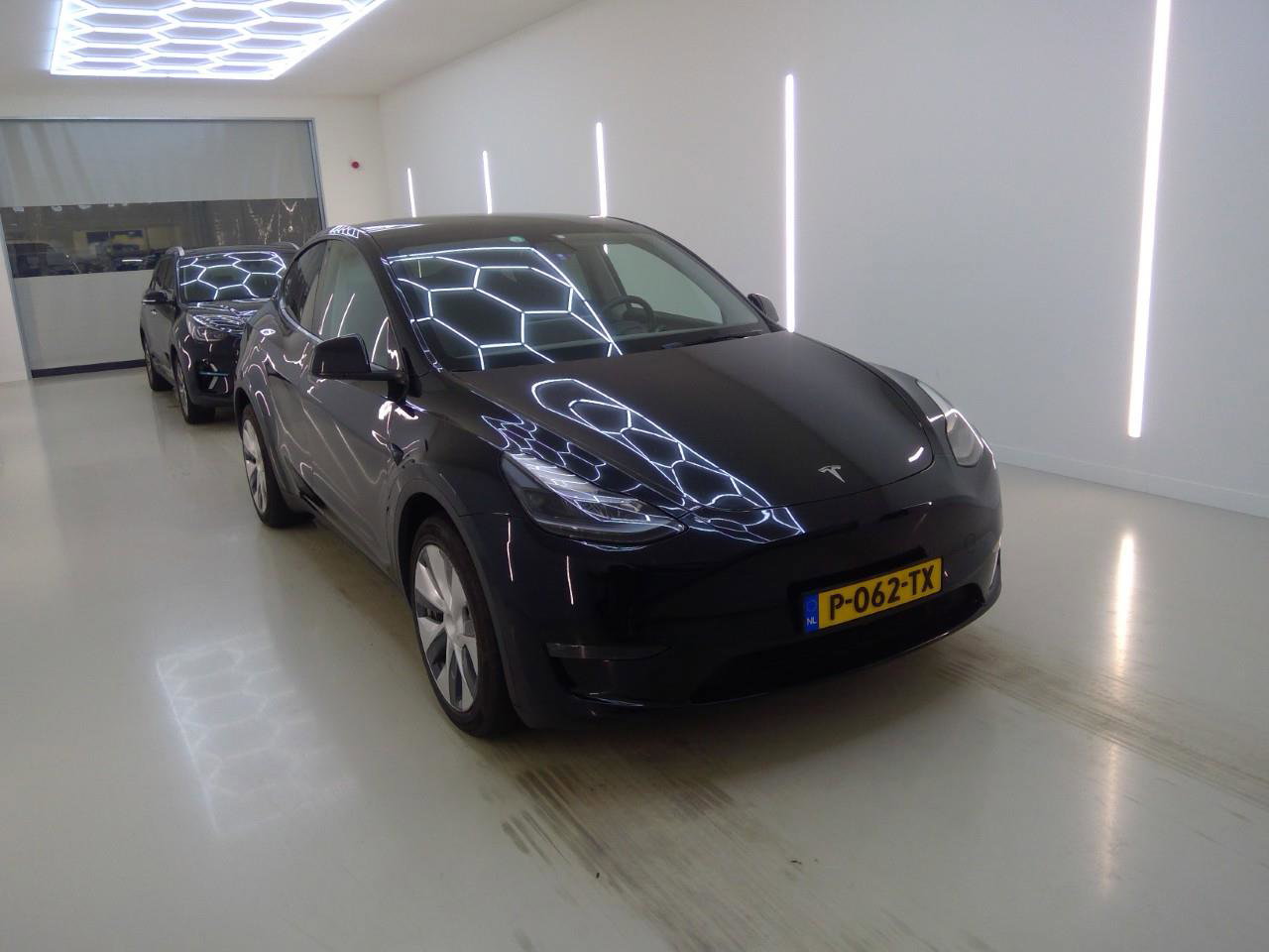 Tesla Model Y Long Range AWD 75kWh 351pk 92,8% SoH [ AMD RYZEN+AUTOPILOT+19 INCH+PREMIUM AUDIO ] 7