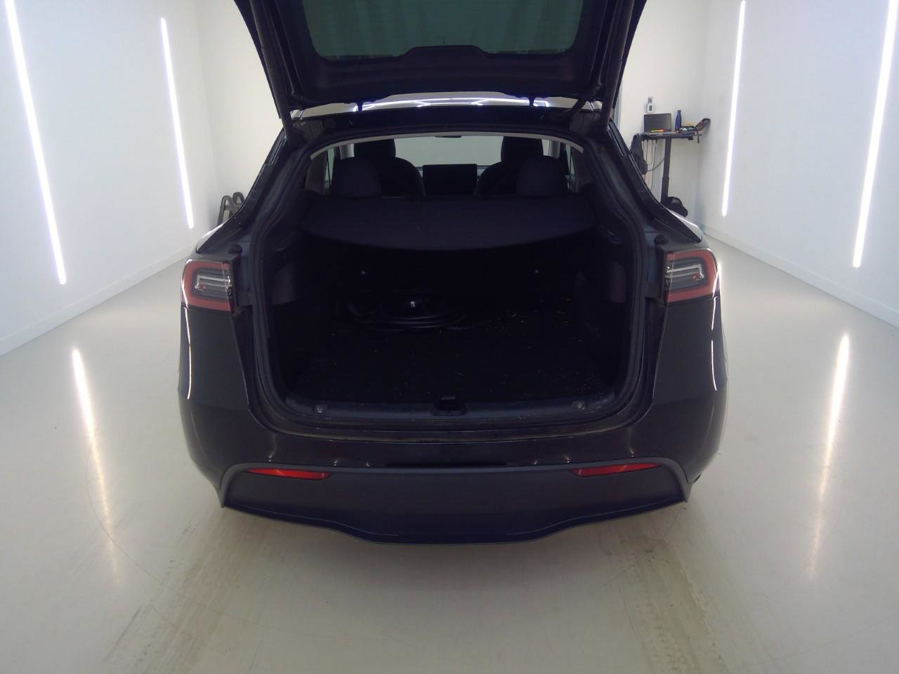 Tesla Model Y Long Range AWD 75kWh 351pk 92,8% SoH [ AMD RYZEN+AUTOPILOT+19 INCH+PREMIUM AUDIO ] 11