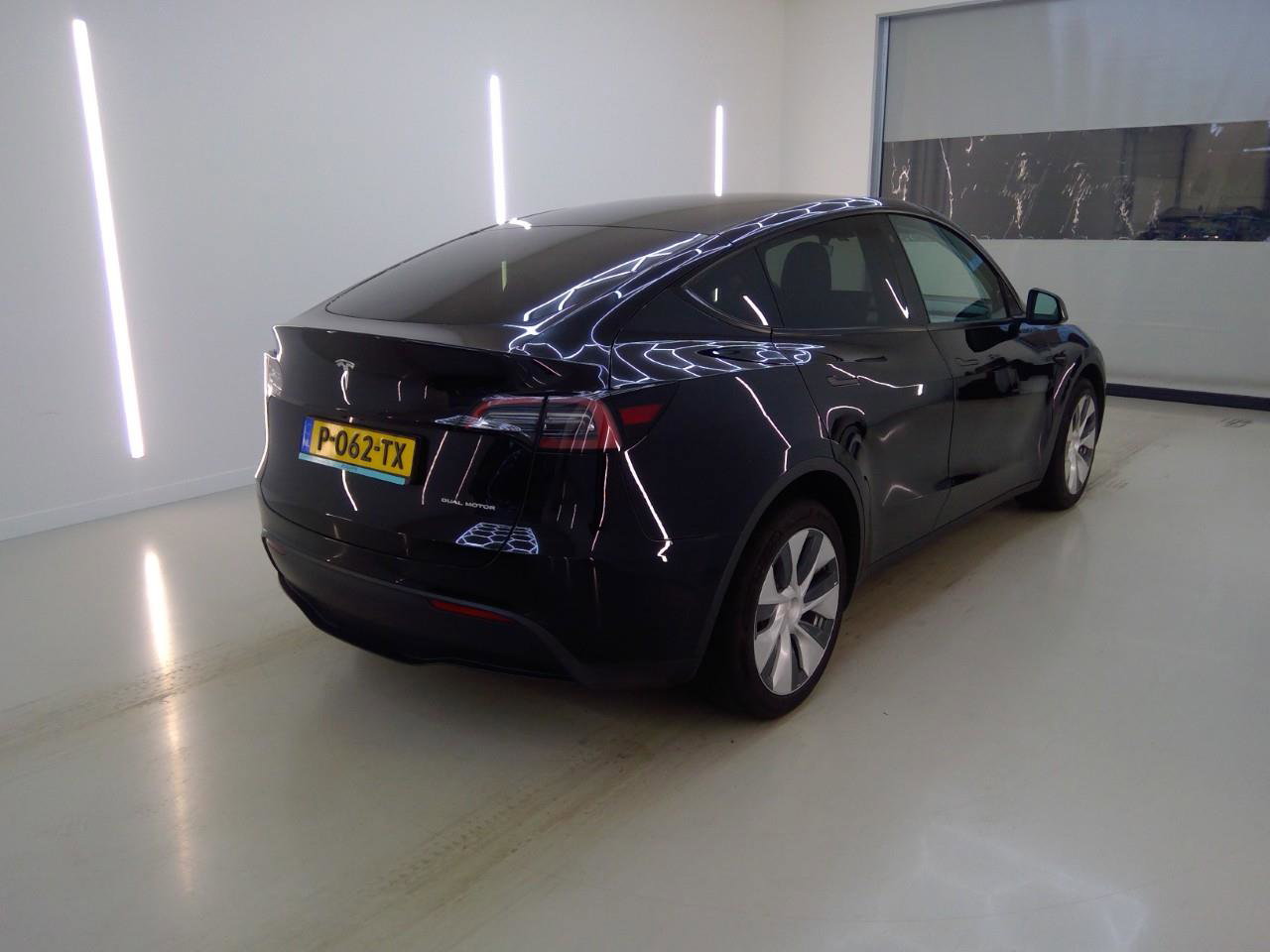 Tesla Model Y Long Range AWD 75kWh 351pk 92,8% SoH [ AMD RYZEN+AUTOPILOT+19 INCH+PREMIUM AUDIO ] 3