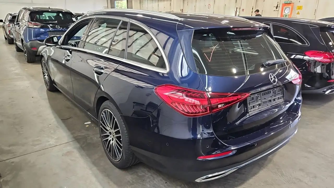 Mercedes-Benz C 300 d 18*Kamera*2FarbigLeder*Distro*STHZG*LED* 5