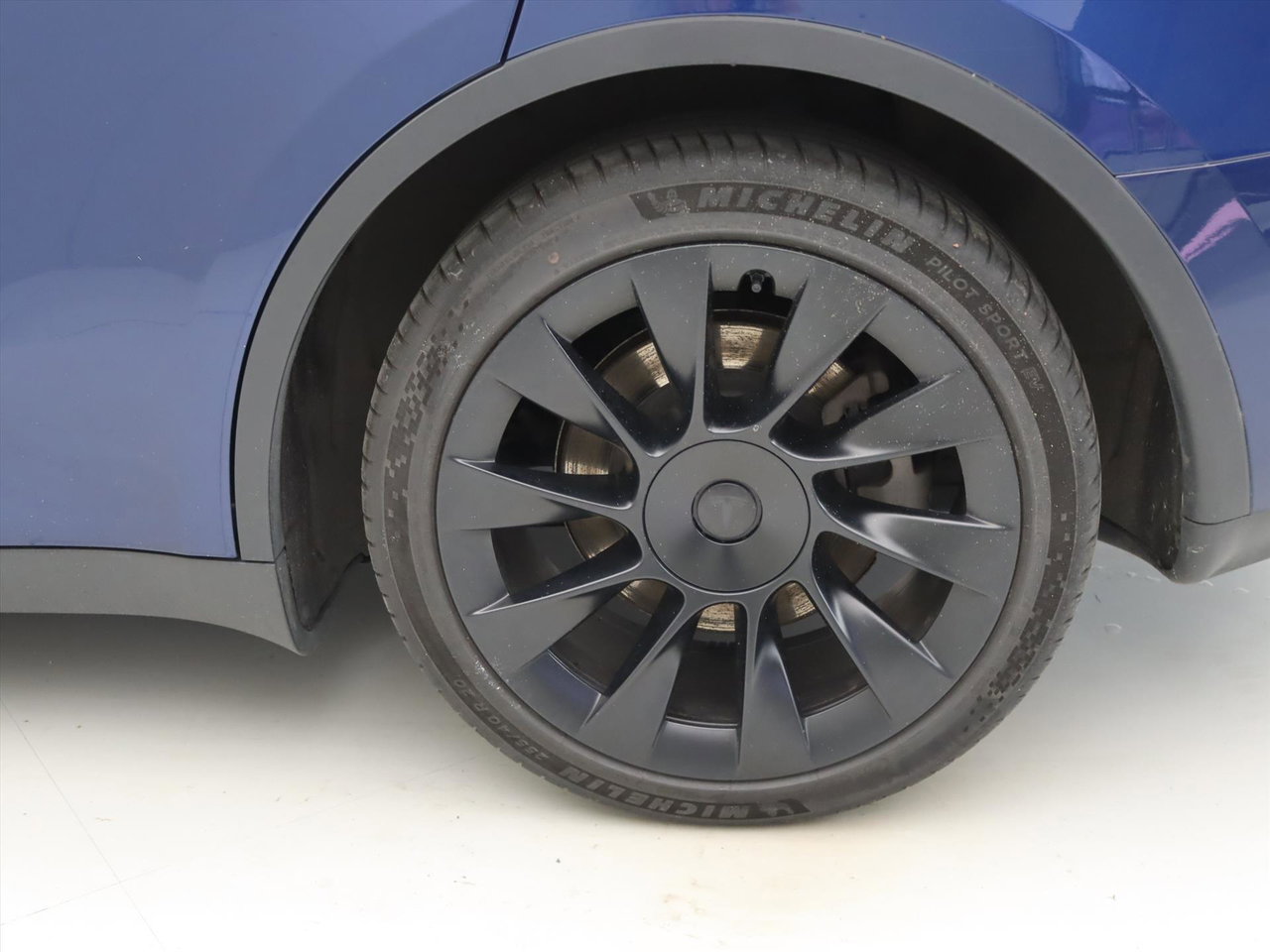 Tesla Model Y Standard RWD Plus 94.2% SoH [ TREKHAAK+AMD RYZEN+ENHANCED AUTOPILOT+20 INCH+PREMIUM AUDIO ] 22