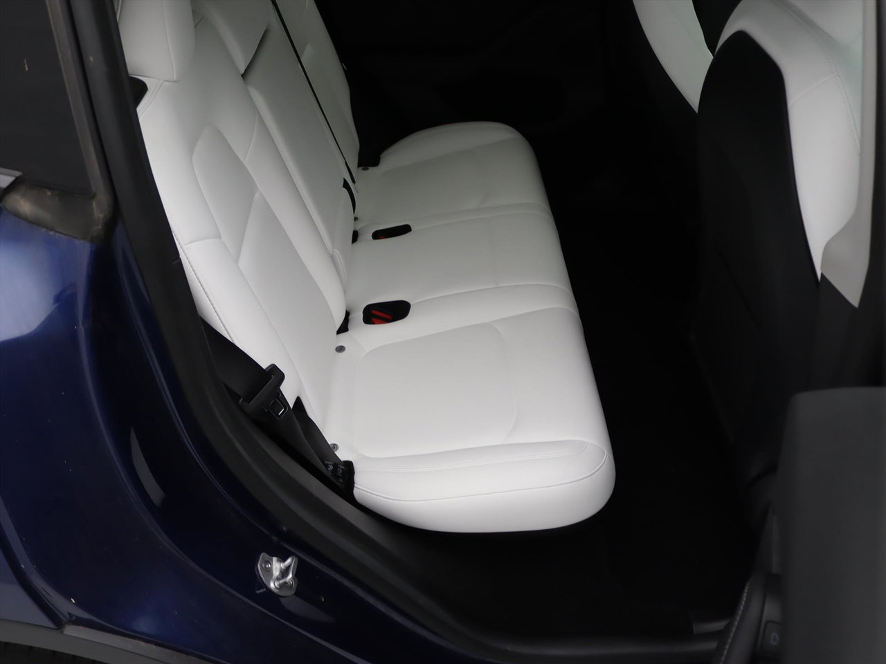 Tesla Model Y Standard RWD Plus 94.2% SoH [ TREKHAAK+AMD RYZEN+ENHANCED AUTOPILOT+20 INCH+PREMIUM AUDIO ] 15