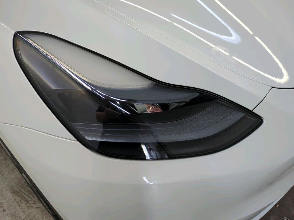 Tesla Model Y Standard RWD Plus 299pk 92,1% SoH [ TREKHAAK+AMD RYZEN+LFP+AUTOPILOT+19 INCH+PREMIUM AUDIO ] 17