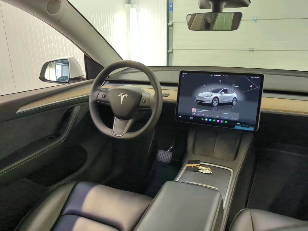 Tesla Model Y Standard RWD Plus 299pk 92,1% SoH [ TREKHAAK+AMD RYZEN+LFP+AUTOPILOT+19 INCH+PREMIUM AUDIO ] 7