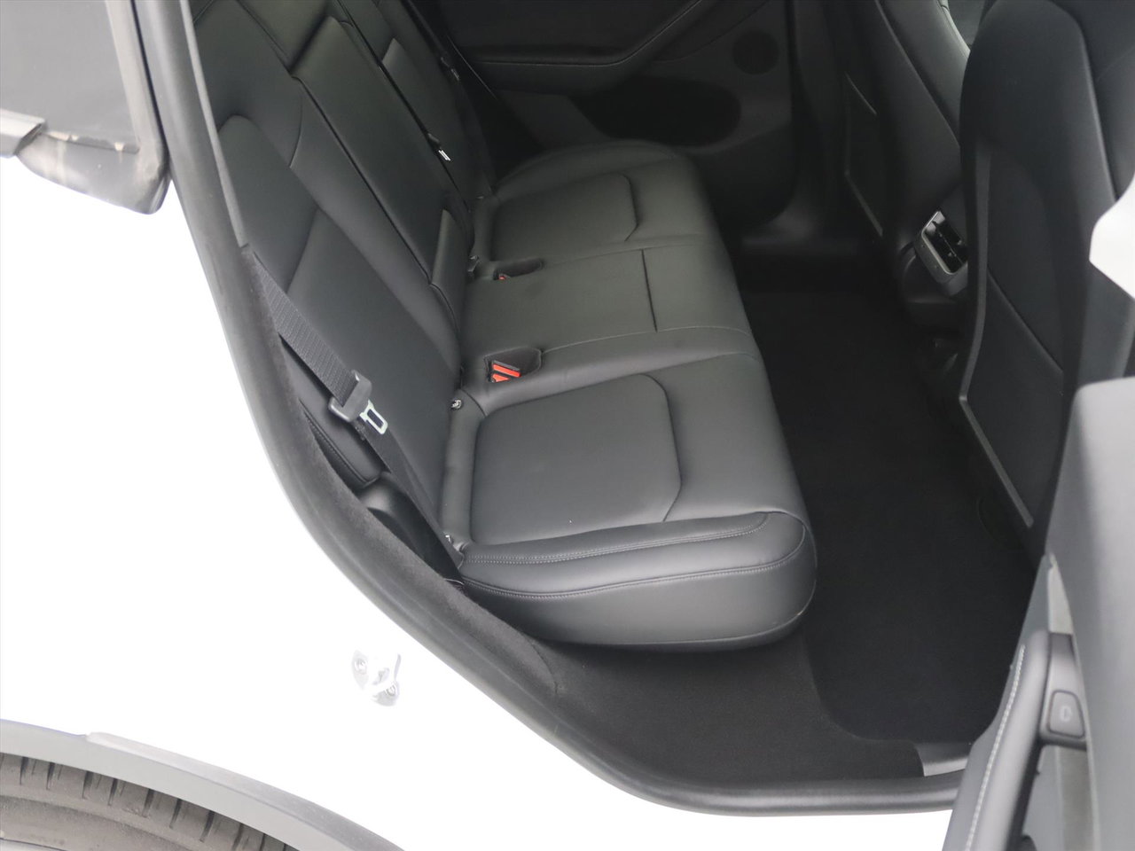 Tesla Model Y Long Range AWD 75kWh 351pk 94.6% SoH [ AMD RYZEN+AUTOPILOT+20 INCH+PREMIUM AUDIO ] 18