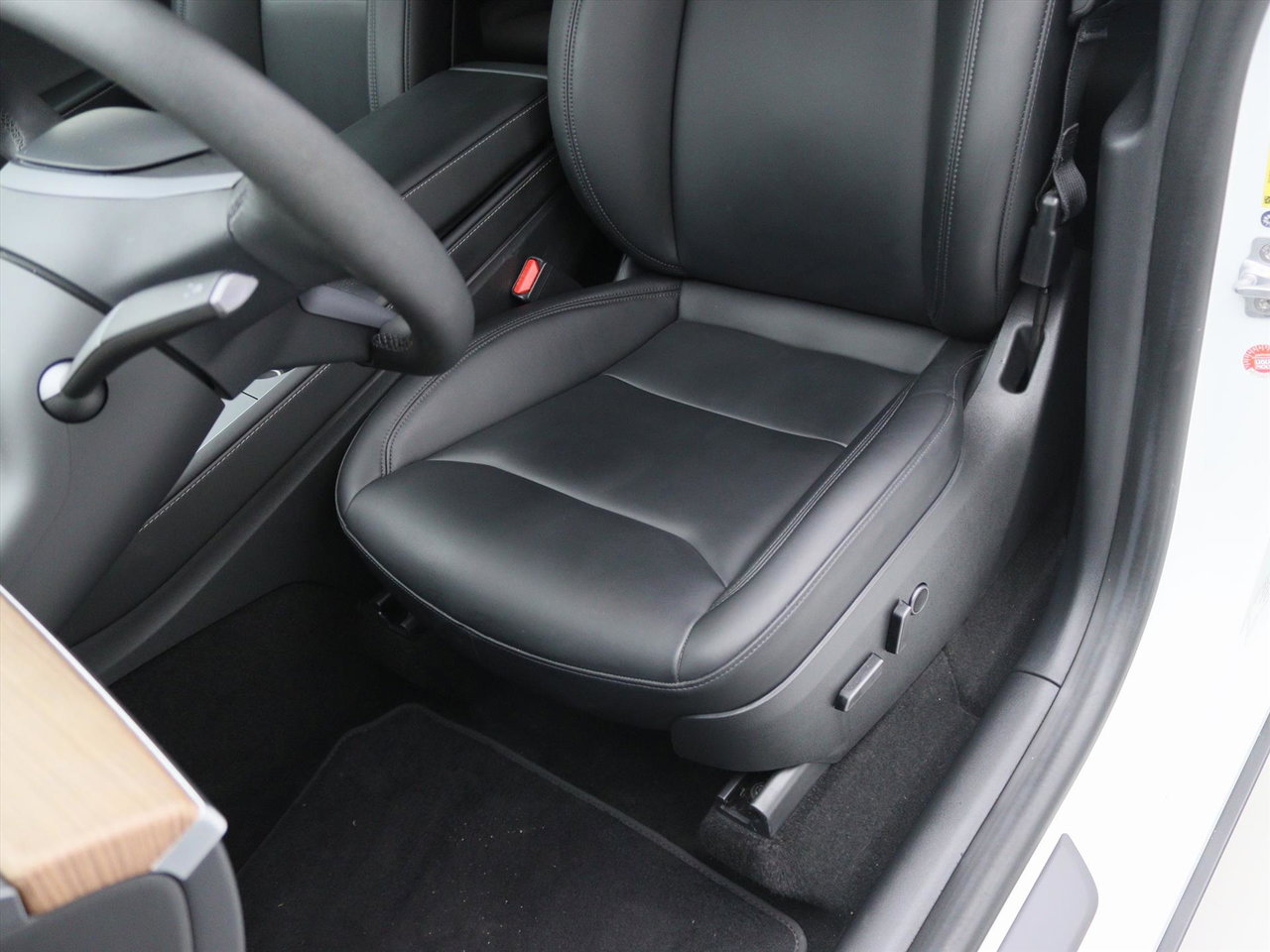 Tesla Model Y Long Range AWD 75kWh 351pk 94.6% SoH [ AMD RYZEN+AUTOPILOT+20 INCH+PREMIUM AUDIO ] 28