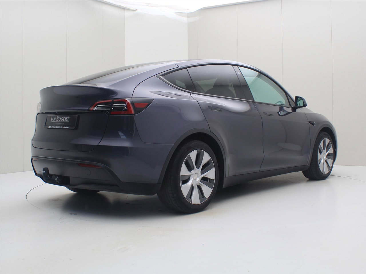 Tesla Model Y Standard RWD Plus 299pk 92% SoH [ WIT LEDER+TREKHAAK+AMD RYZEN+AUTOPILOT+19 INCH ] 3