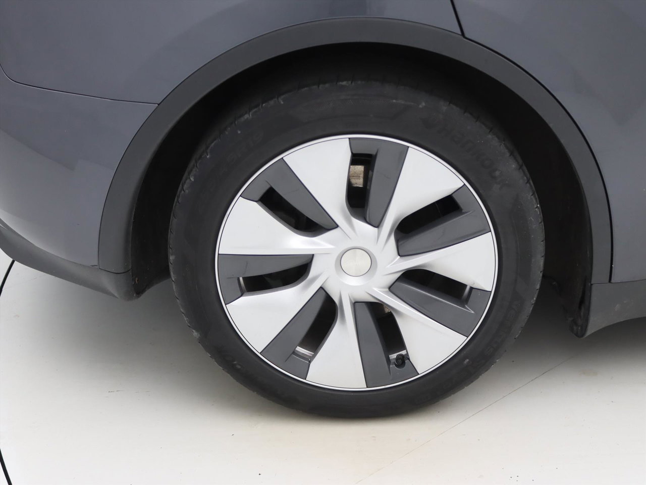 Tesla Model Y Standard RWD Plus 299pk 92% SoH [ WIT LEDER+TREKHAAK+AMD RYZEN+AUTOPILOT+19 INCH ] 13