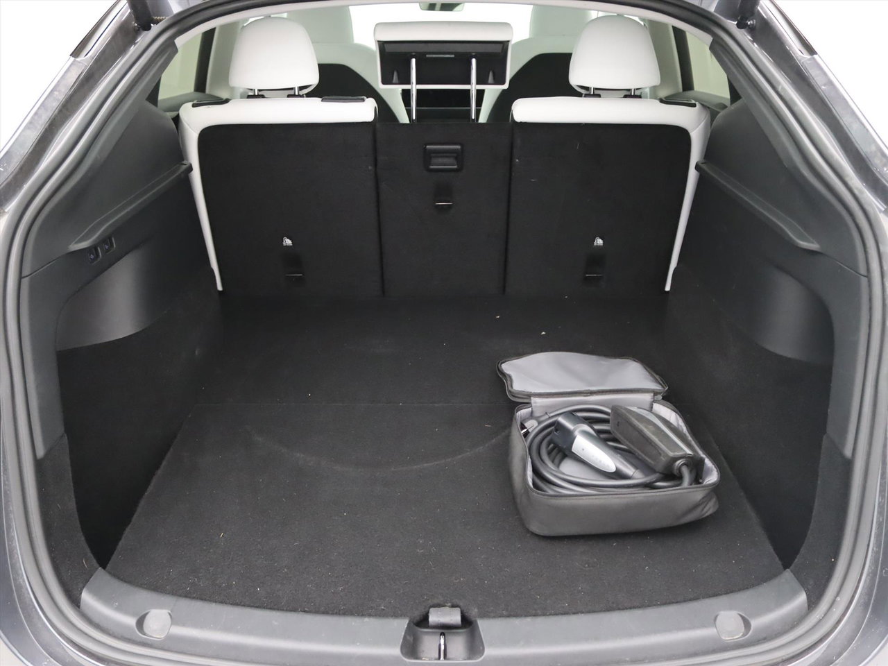 Tesla Model Y Standard RWD Plus 299pk 92% SoH [ WIT LEDER+TREKHAAK+AMD RYZEN+AUTOPILOT+19 INCH ] 11