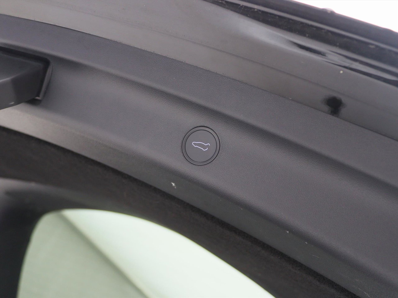 Tesla Model Y Long Range 351pk AWD [ TREKHAAK+AUTOPILOT+19 INCH+PREMIUM AUDIO ] 26