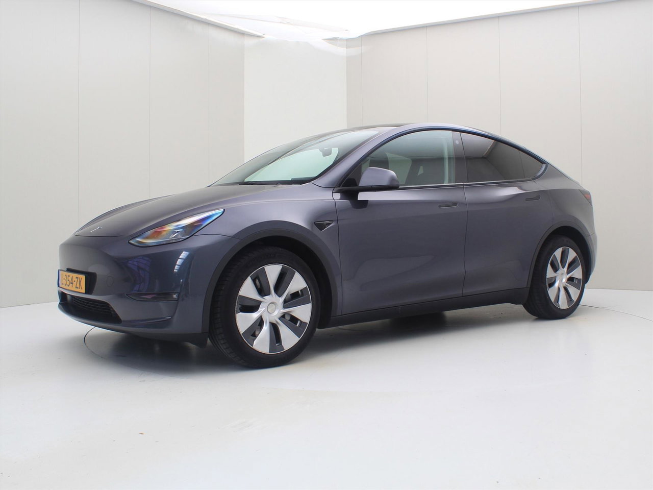 Tesla Model Y Long-Range AWD 351pk 75 kWh [ FSD+19 INCH+WARMTEPOMP+PREMIUM AUDIO ] 7