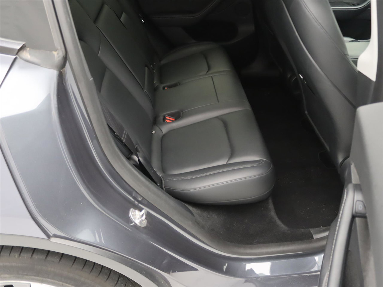 Tesla Model Y Long-Range AWD 351pk 75 kWh [ FSD+19 INCH+WARMTEPOMP+PREMIUM AUDIO ] 15