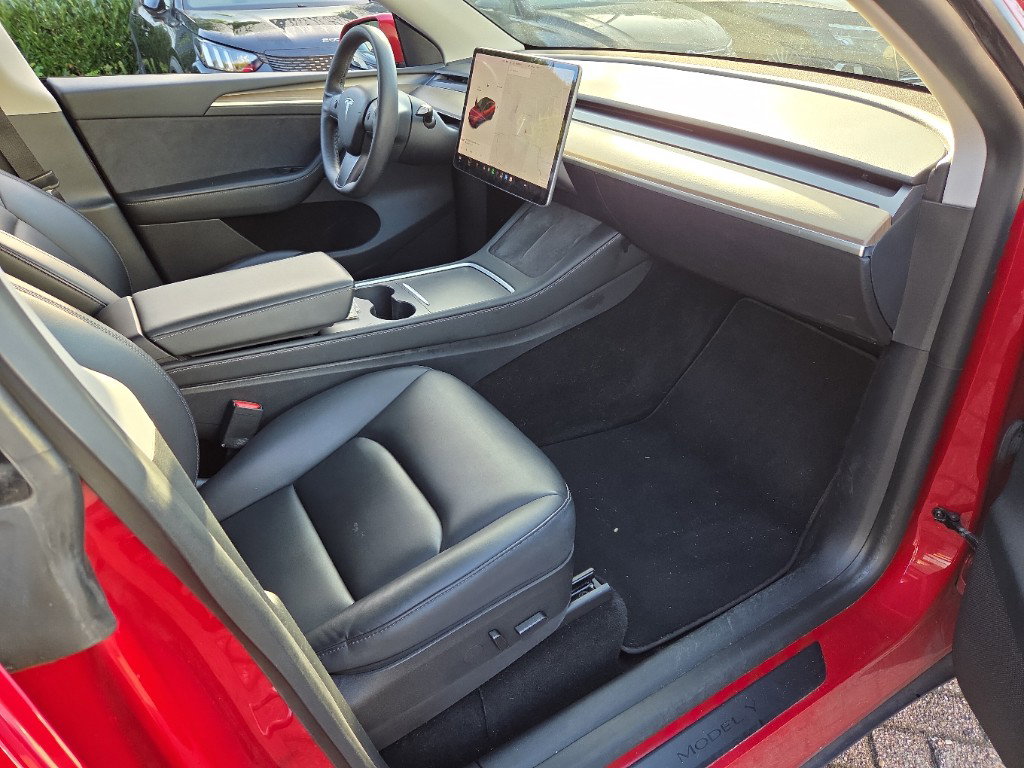 Tesla Model Y Long-Range AWD 351pk 75 kWh [ AUTOPILOT+WARMTEPOMP+20 INCH+PREMIUM AUDIO ] 14