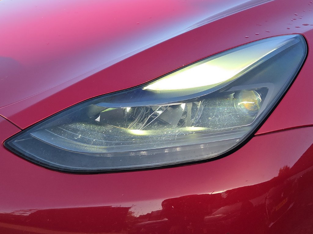 Tesla Model Y Long-Range AWD 351pk 75 kWh [ AUTOPILOT+WARMTEPOMP+20 INCH+PREMIUM AUDIO ] 20