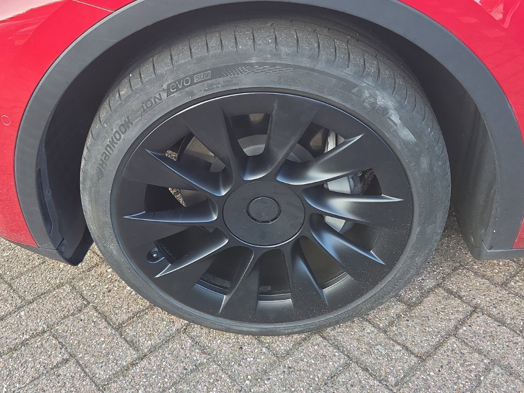 Tesla Model Y Long-Range AWD 351pk 75 kWh [ AUTOPILOT+WARMTEPOMP+20 INCH+PREMIUM AUDIO ] 19