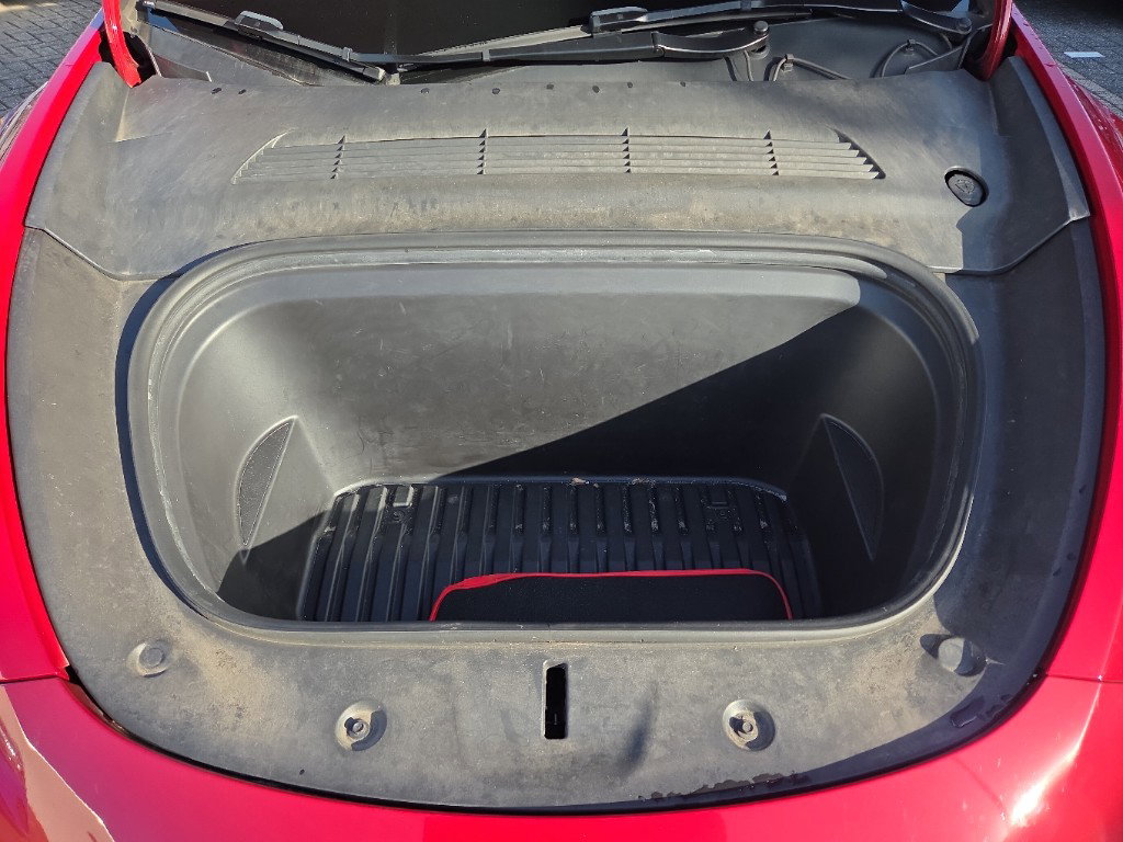 Tesla Model Y Long-Range AWD 351pk 75 kWh [ AUTOPILOT+WARMTEPOMP+20 INCH+PREMIUM AUDIO ] 17